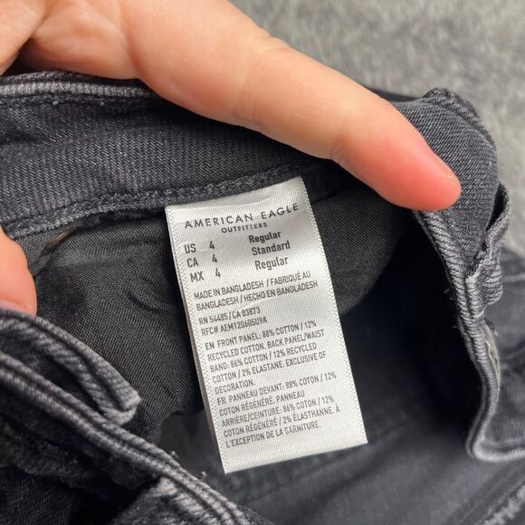 American Eagle 90s Jeans Mom Jeans Straight Strigid Distressed High Rise Size 4 - Picture 4 of 6